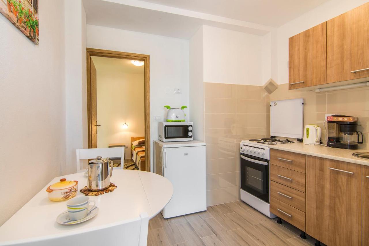 Apartments Safija 1985 Fažana Zewnętrze zdjęcie
