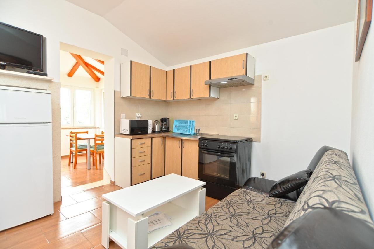 Apartments Safija 1985 Fažana Zewnętrze zdjęcie